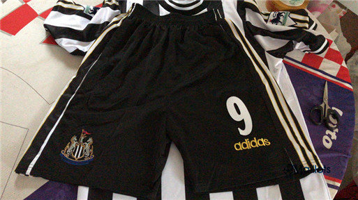 Faire Maillot Vintage fc football Newcastle United Domicile 1997/1998/1999 pas cher